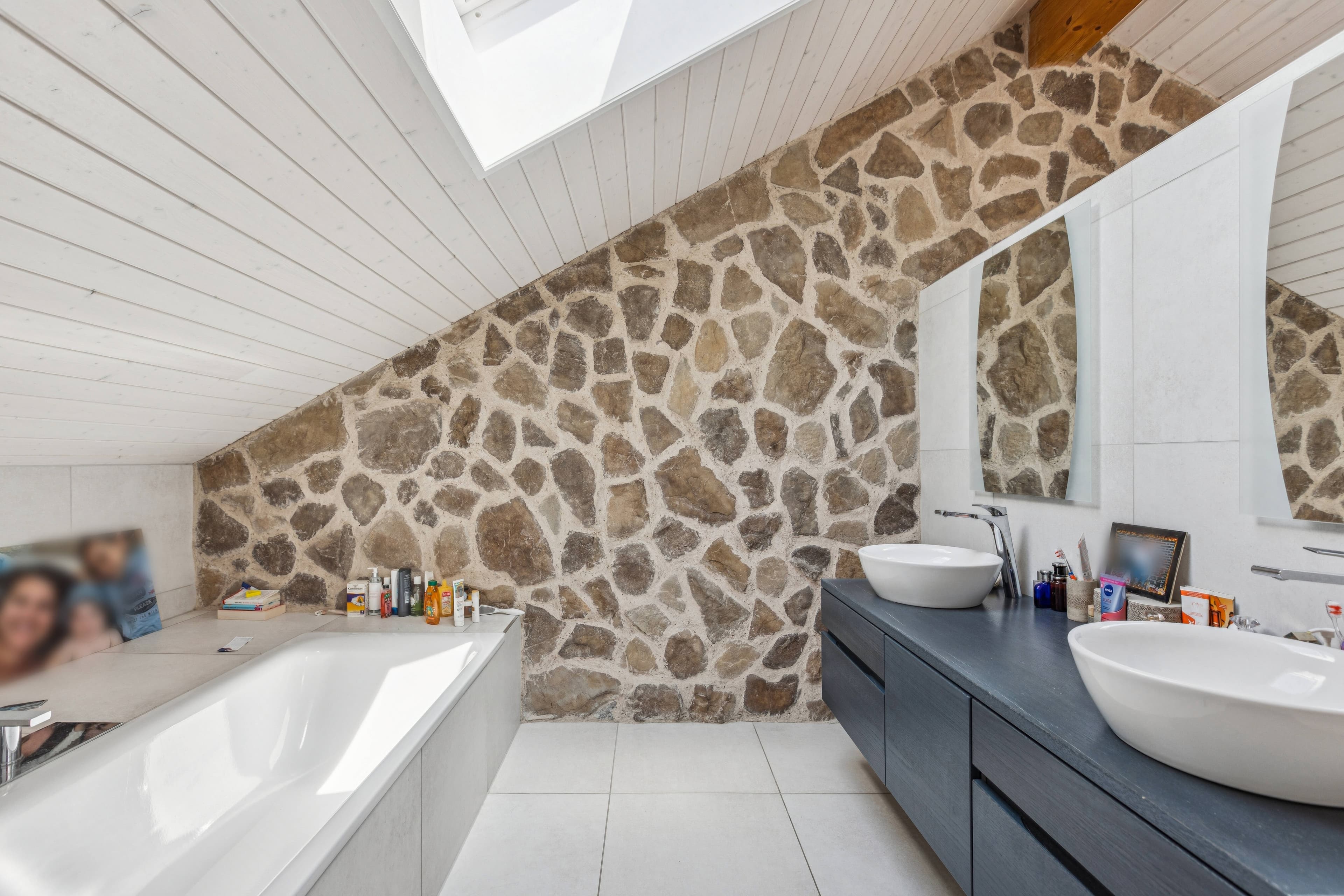 Salle de bains privative de la suite parentale