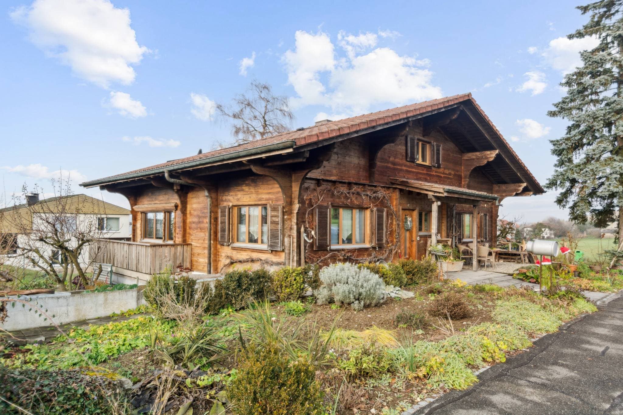 Charmantes Einfamilienhaus im Chaletstil